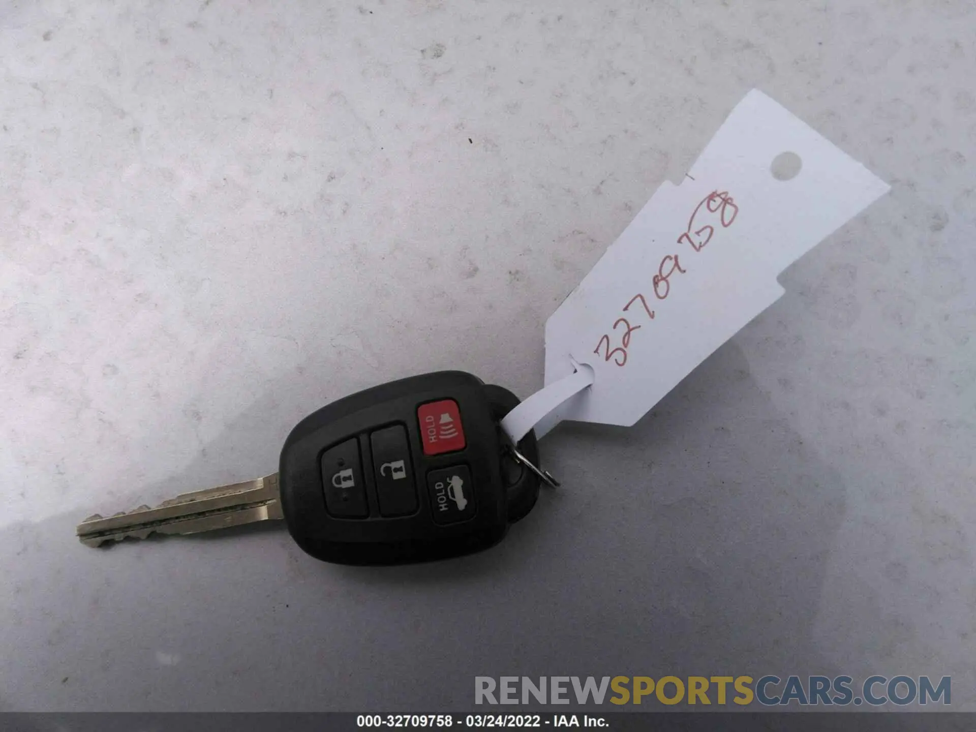 11 fotografías del automóvil dañado 5YFBURHE5KP909118 TOYOTA COROLLA 2019