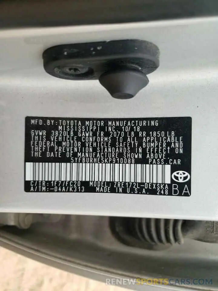 15 fotografías del automóvil dañado 5YFBURHE5KP910088 TOYOTA COROLLA 2019