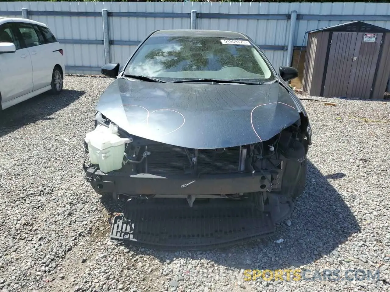 5 fotografías del automóvil dañado 5YFBURHE5KP912486 TOYOTA COROLLA 2019