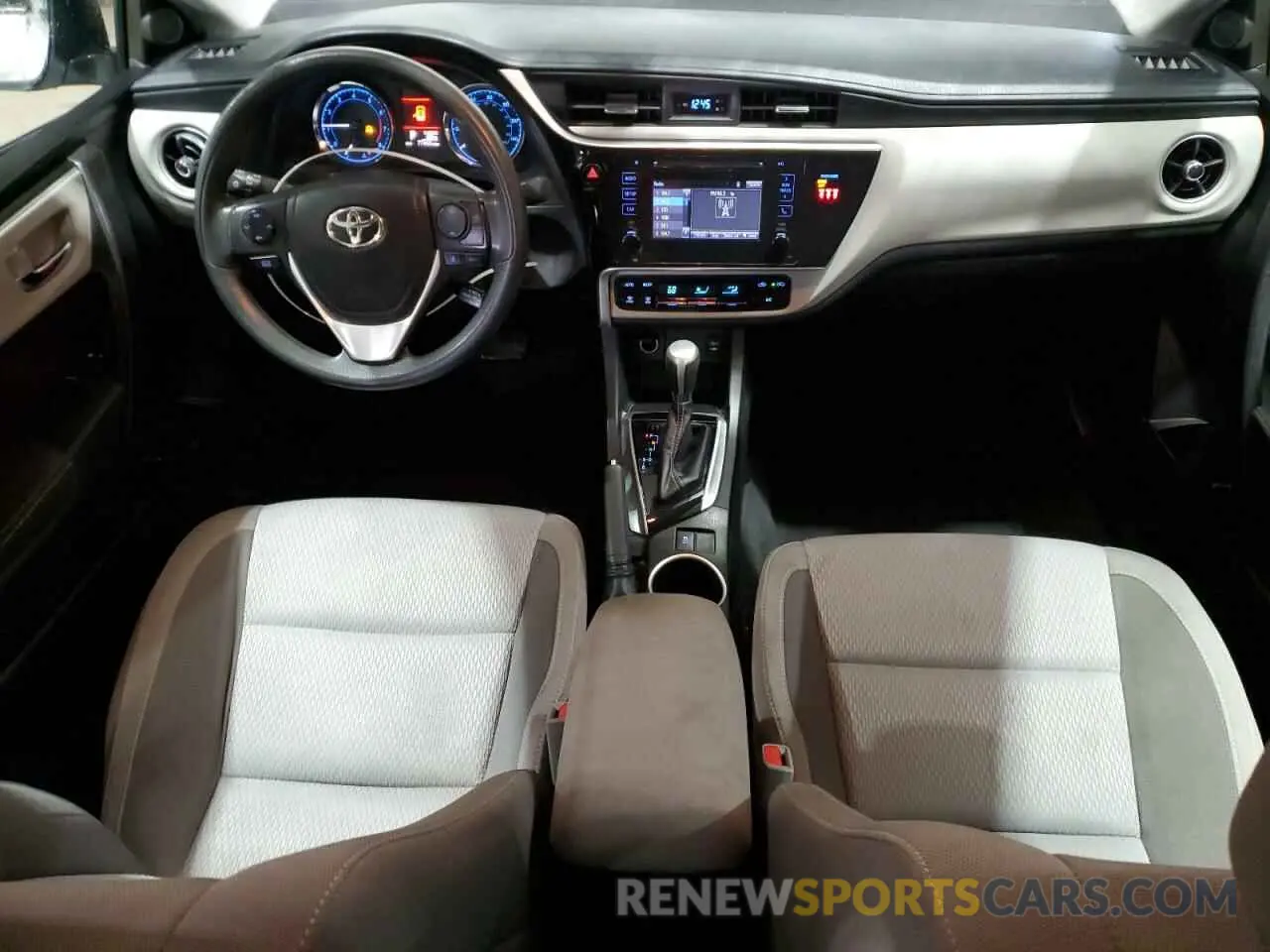 8 fotografías del automóvil dañado 5YFBURHE5KP919972 TOYOTA COROLLA 2019