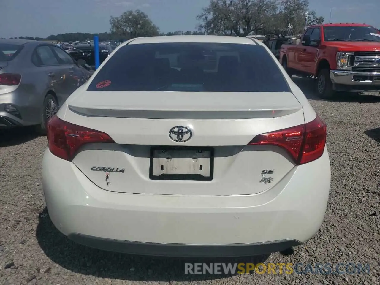 6 fotografías del automóvil dañado 5YFBURHE5KP921284 TOYOTA COROLLA 2019