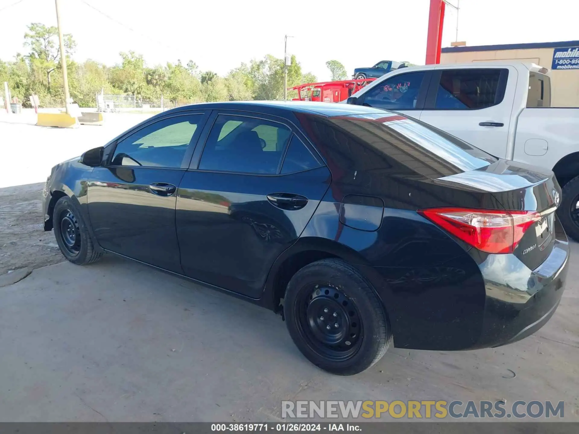14 fotografías del automóvil dañado 5YFBURHE5KP921432 TOYOTA COROLLA 2019