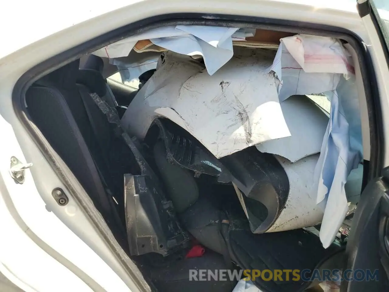10 fotografías del automóvil dañado 5YFBURHE5KP929191 TOYOTA COROLLA 2019