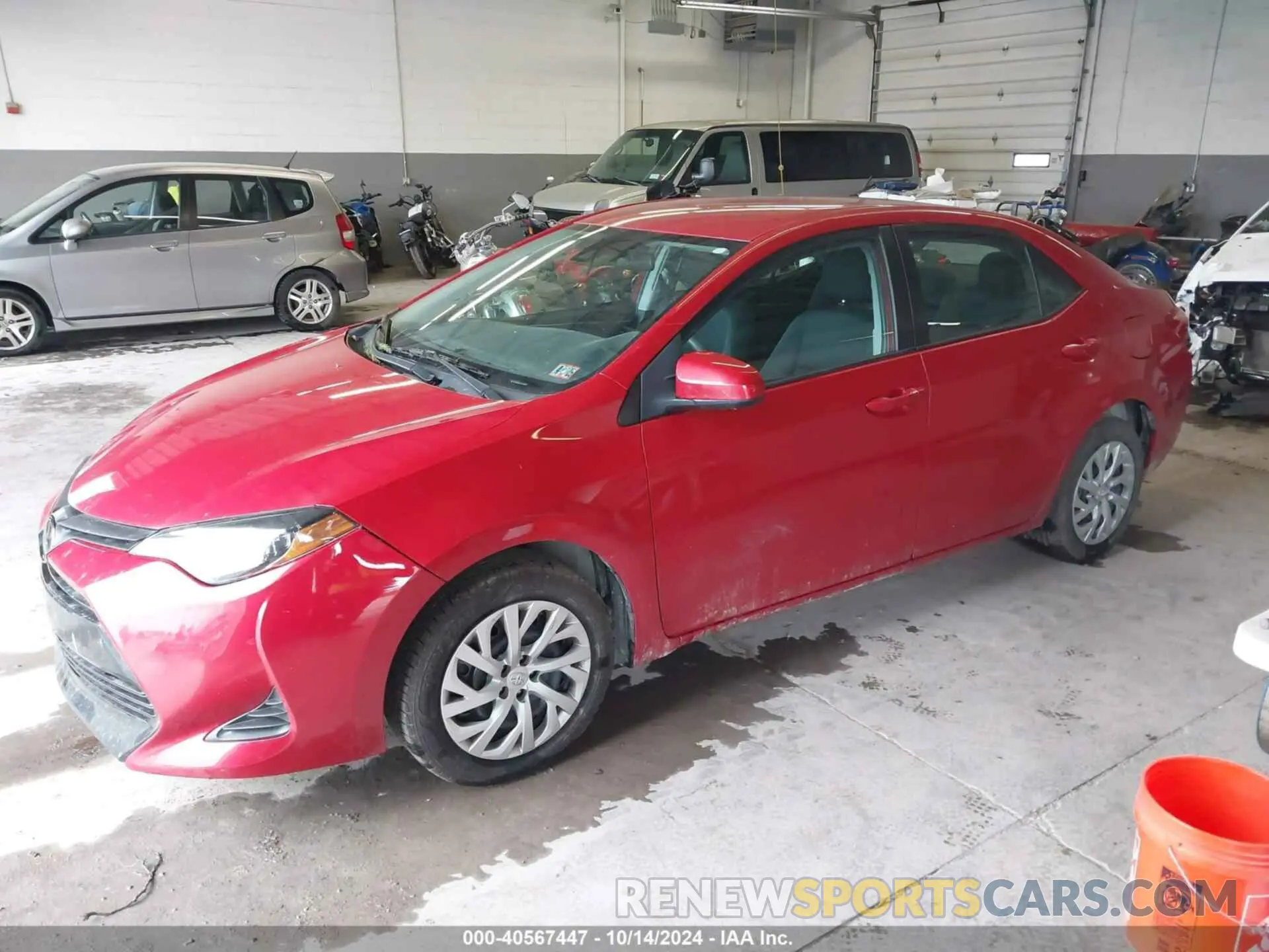 2 fotografías del automóvil dañado 5YFBURHE5KP929739 TOYOTA COROLLA 2019