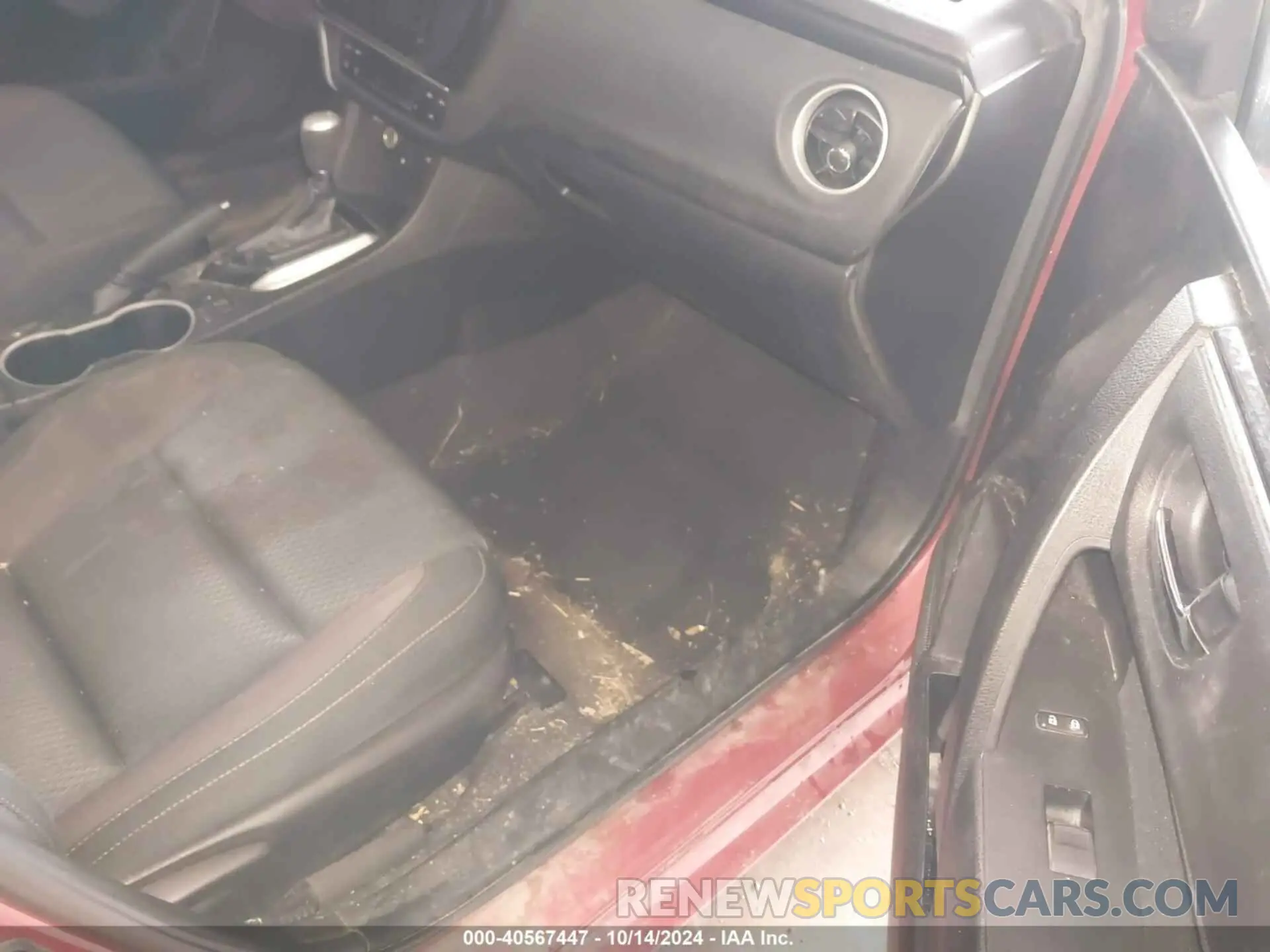 5 fotografías del automóvil dañado 5YFBURHE5KP929739 TOYOTA COROLLA 2019