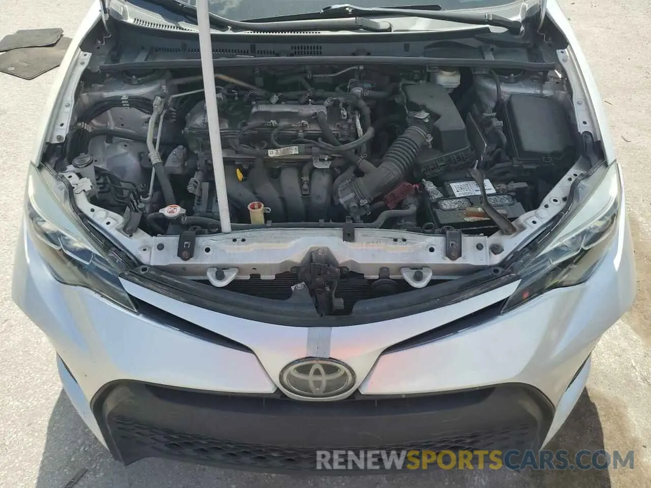 11 fotografías del automóvil dañado 5YFBURHE5KP929854 TOYOTA COROLLA 2019
