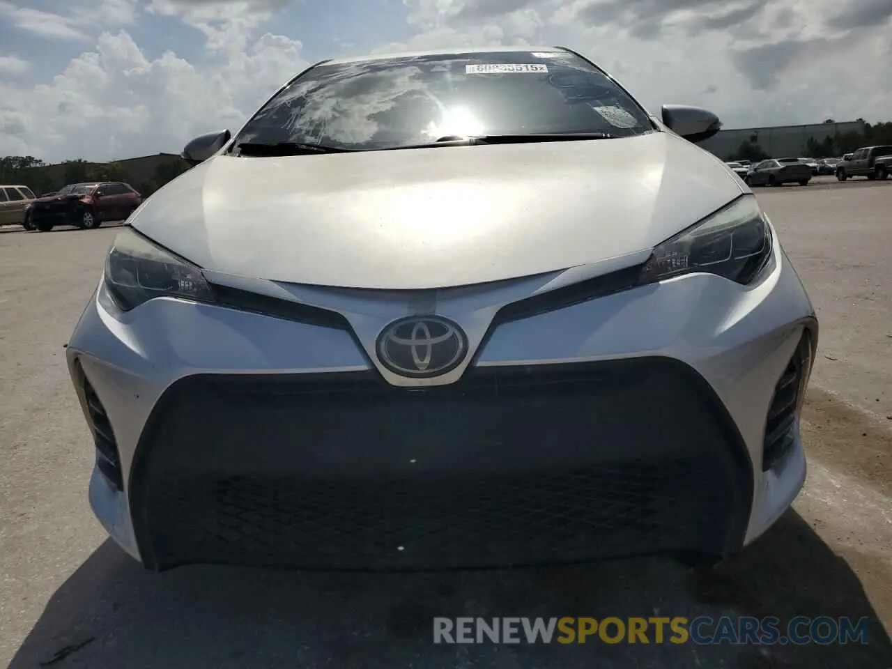 5 fotografías del automóvil dañado 5YFBURHE5KP929854 TOYOTA COROLLA 2019