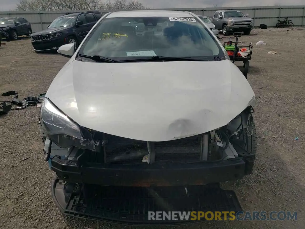 13 fotografías del automóvil dañado 5YFBURHE5KP931247 TOYOTA COROLLA 2019