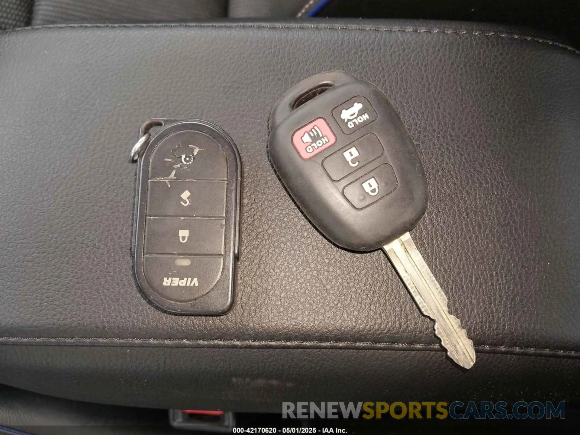 11 fotografías del automóvil dañado 5YFBURHE5KP932690 TOYOTA COROLLA 2019