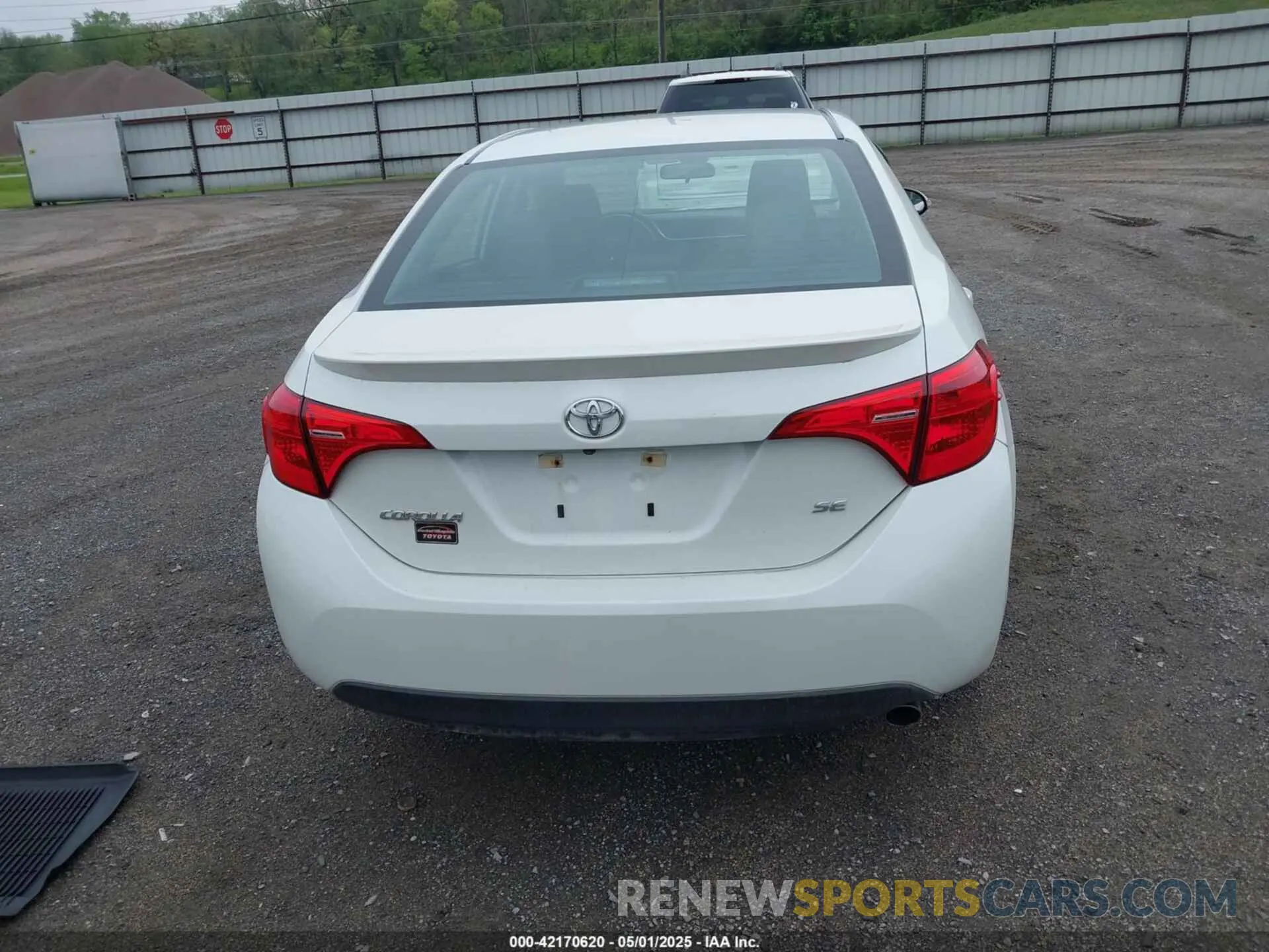 16 fotografías del automóvil dañado 5YFBURHE5KP932690 TOYOTA COROLLA 2019