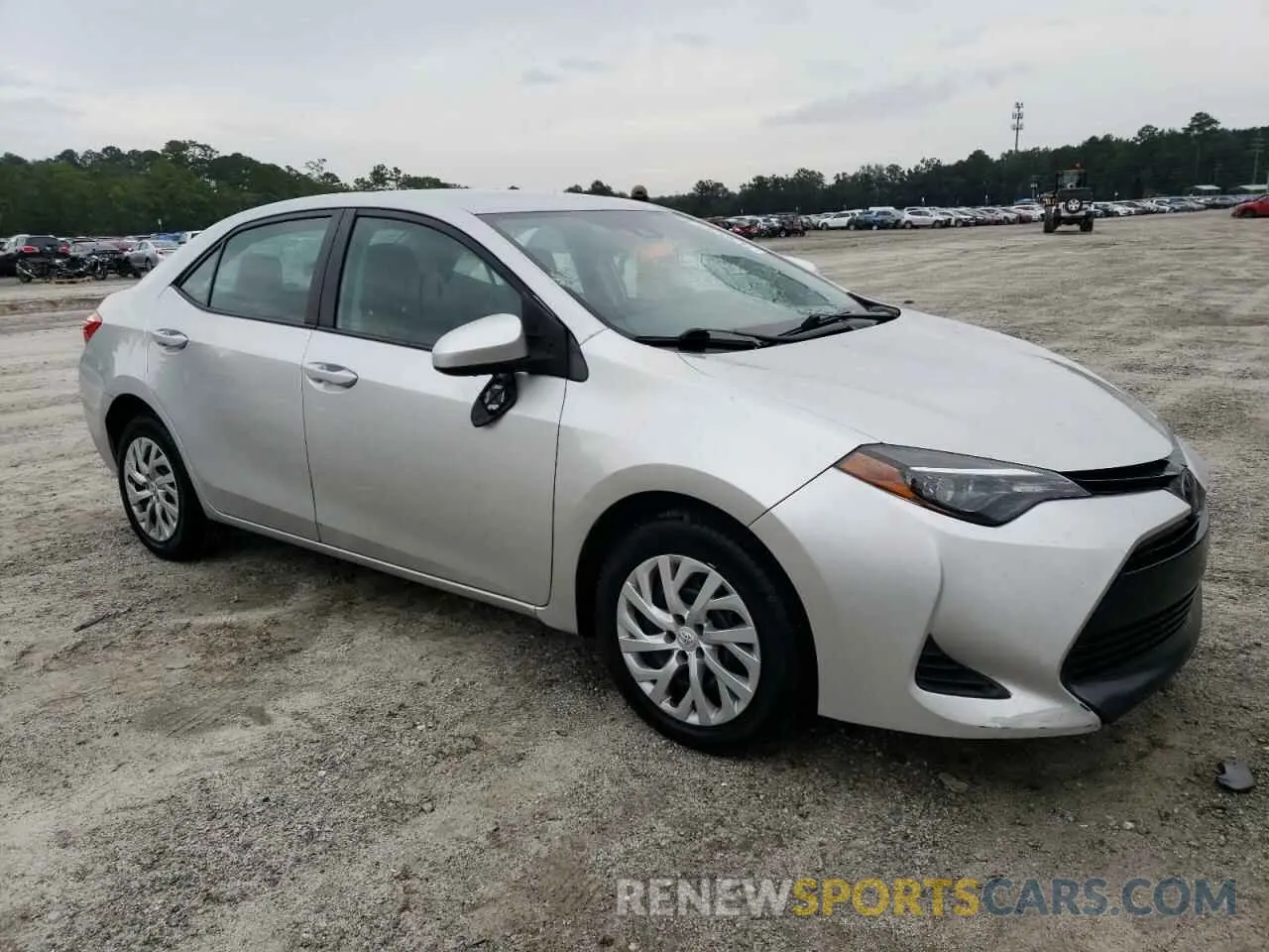 4 fotografías del automóvil dañado 5YFBURHE5KP938294 TOYOTA COROLLA 2019