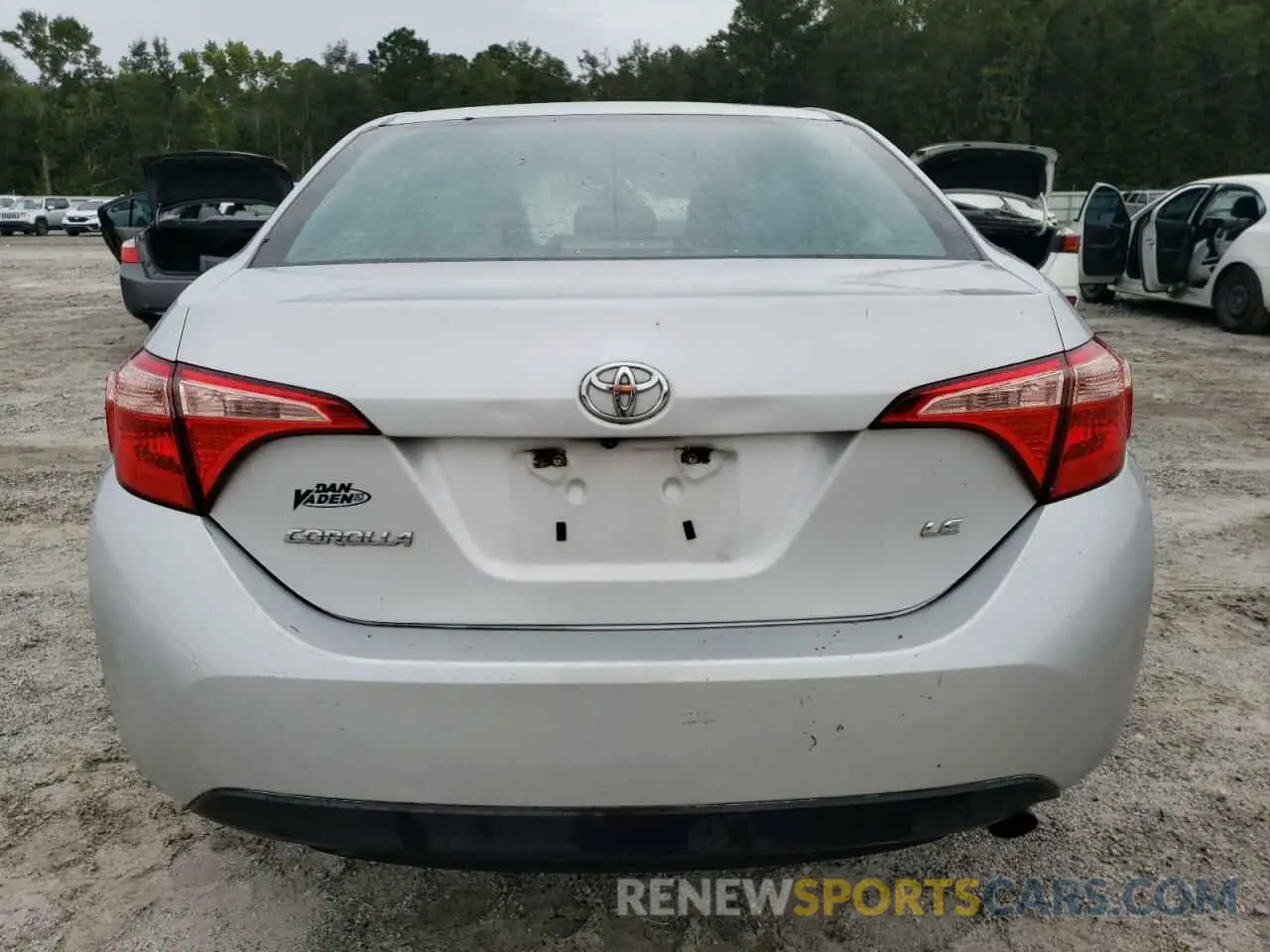 6 fotografías del automóvil dañado 5YFBURHE5KP938294 TOYOTA COROLLA 2019