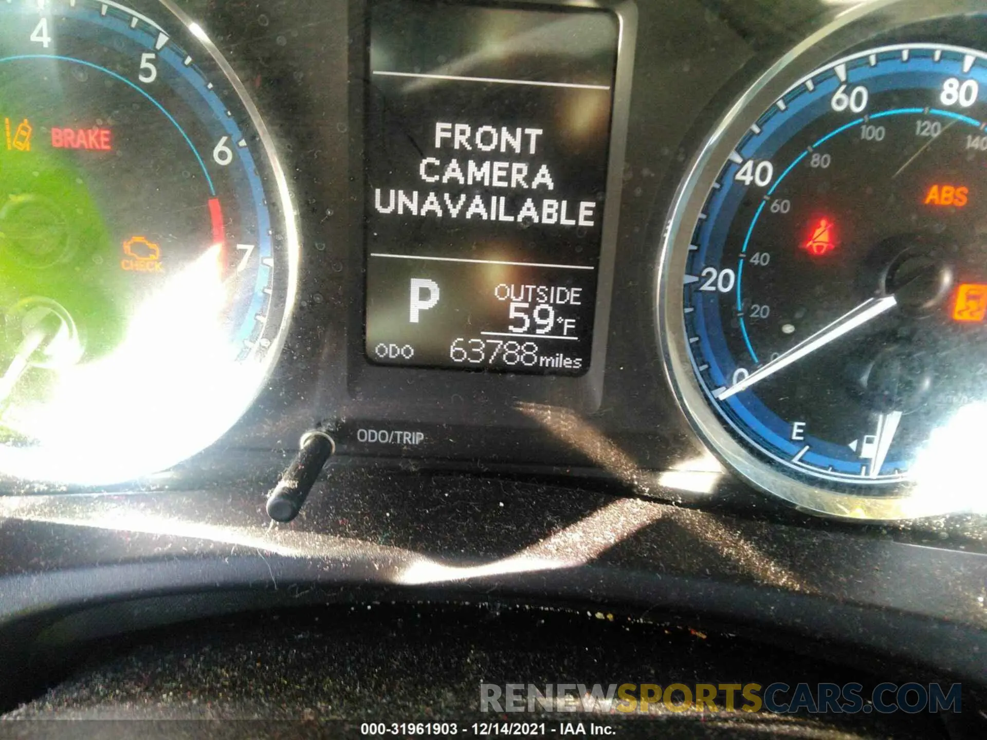 7 fotografías del automóvil dañado 5YFBURHE5KP939493 TOYOTA COROLLA 2019