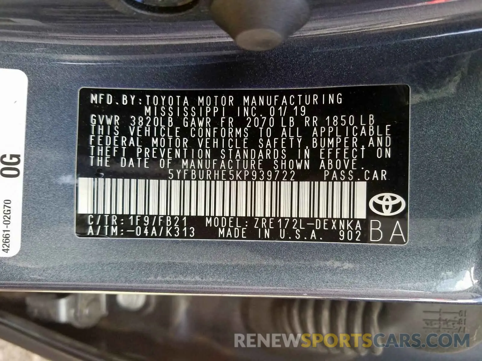 10 fotografías del automóvil dañado 5YFBURHE5KP939722 TOYOTA COROLLA 2019