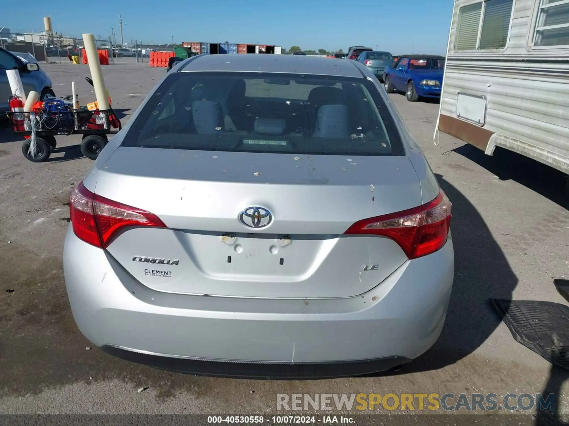 17 fotografías del automóvil dañado 5YFBURHE5KP939915 TOYOTA COROLLA 2019
