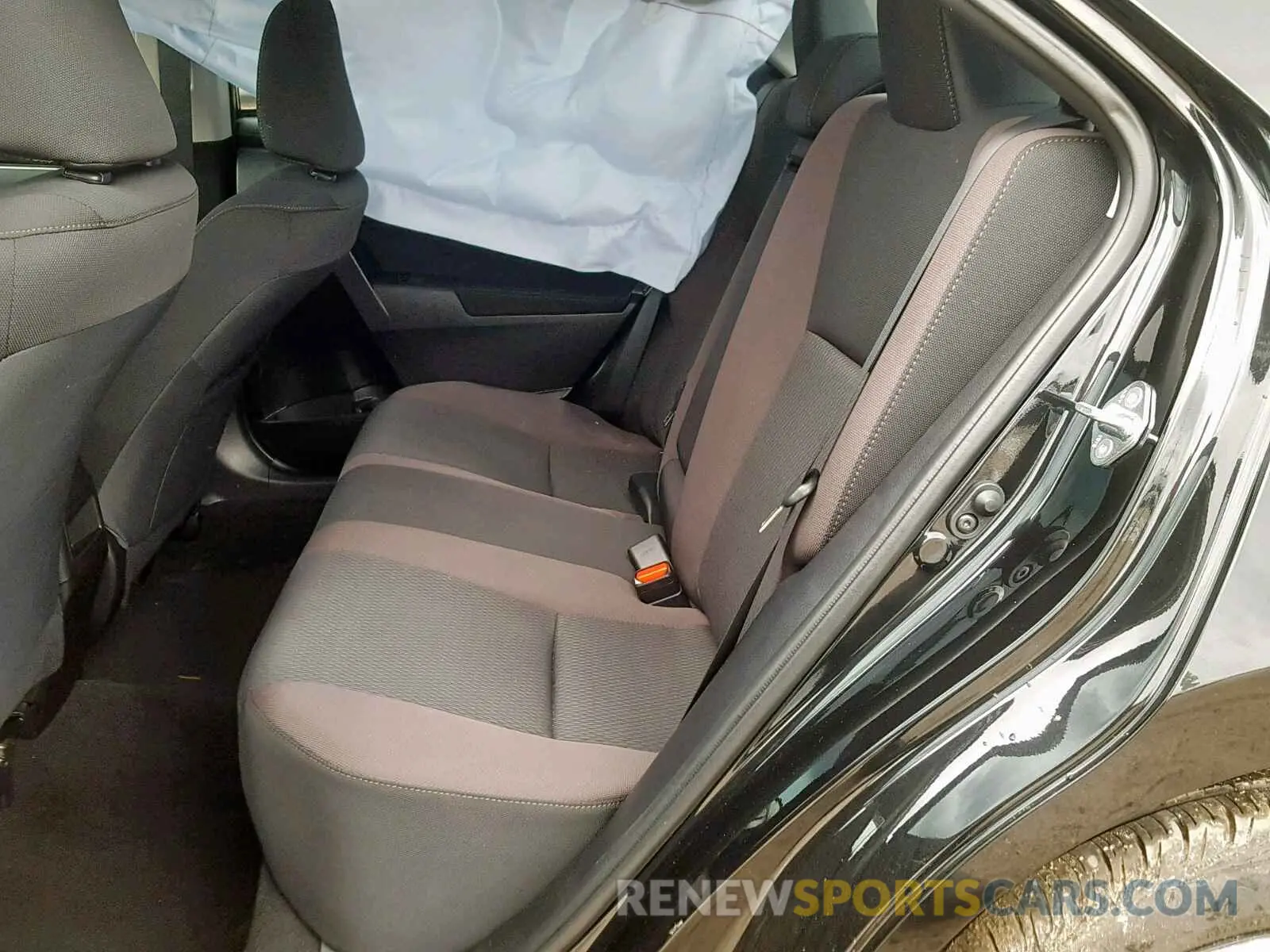 6 fotografías del automóvil dañado 5YFBURHE5KP943110 TOYOTA COROLLA 2019