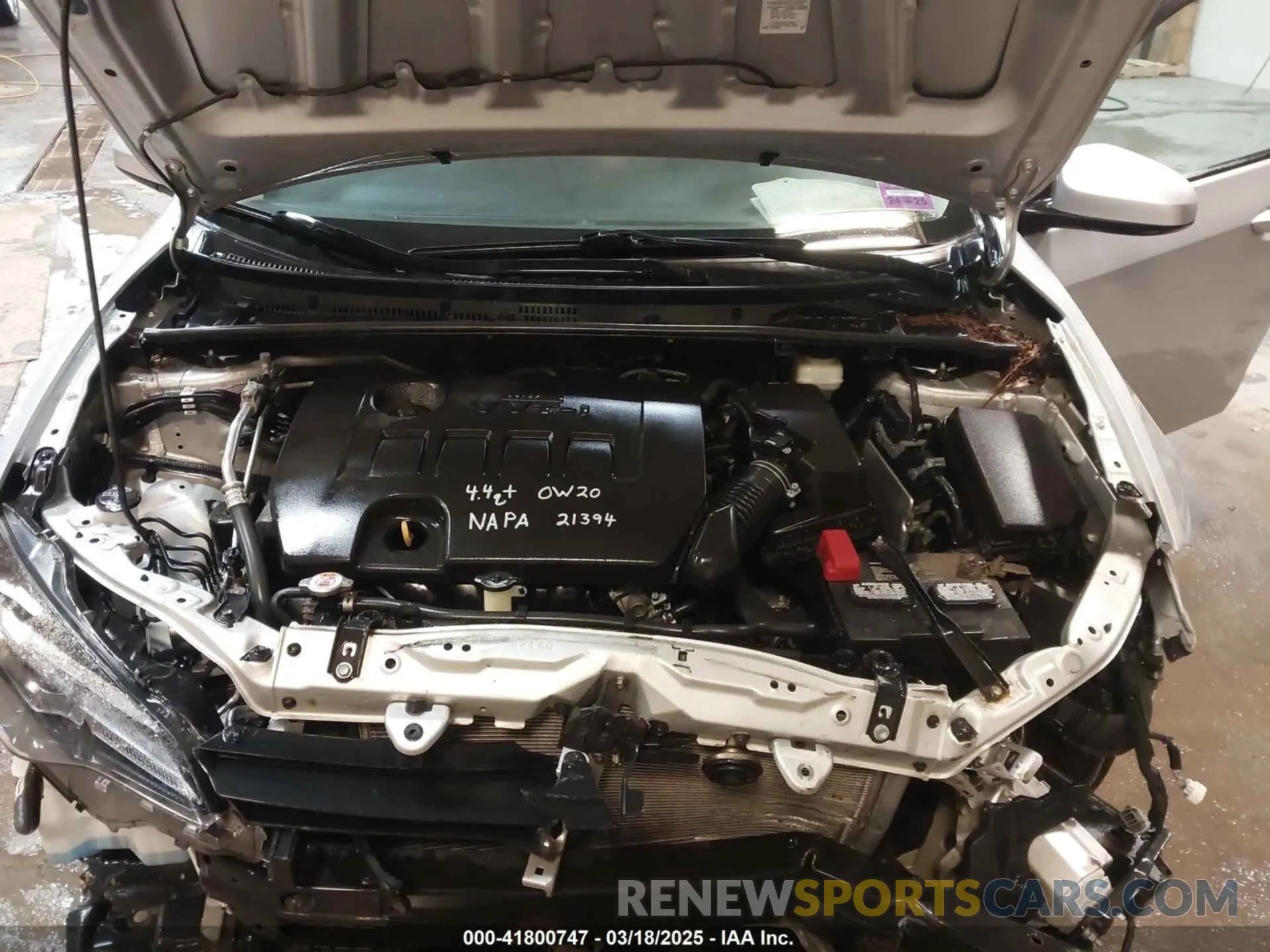 10 fotografías del automóvil dañado 5YFBURHE5KP947349 TOYOTA COROLLA 2019