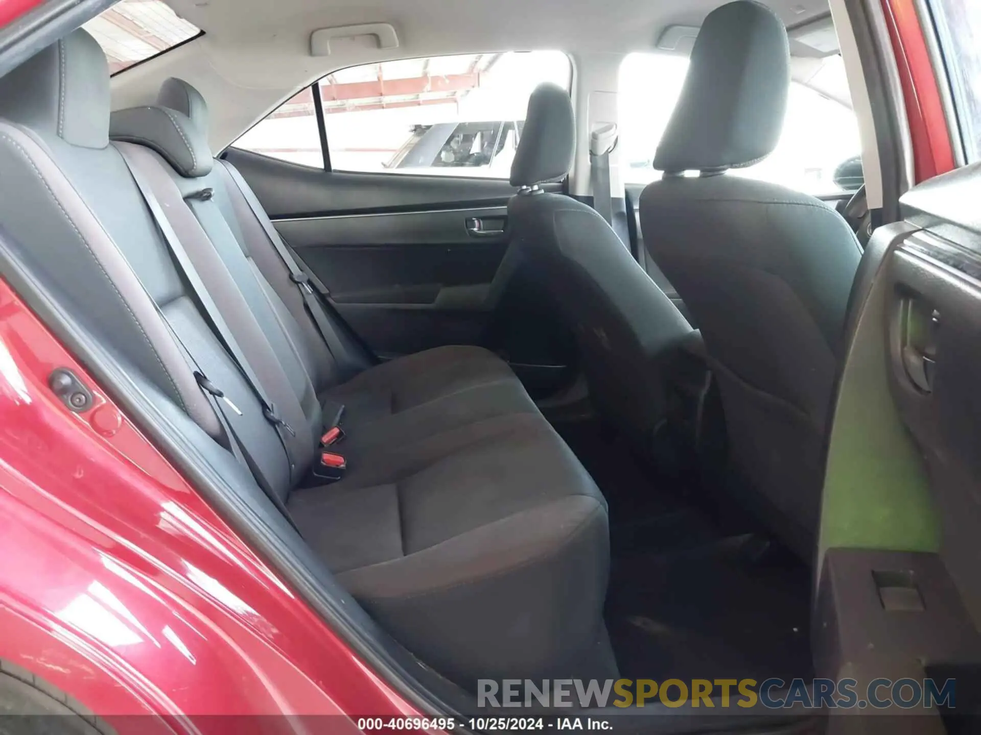 8 fotografías del automóvil dañado 5YFBURHE6KP856641 TOYOTA COROLLA 2019