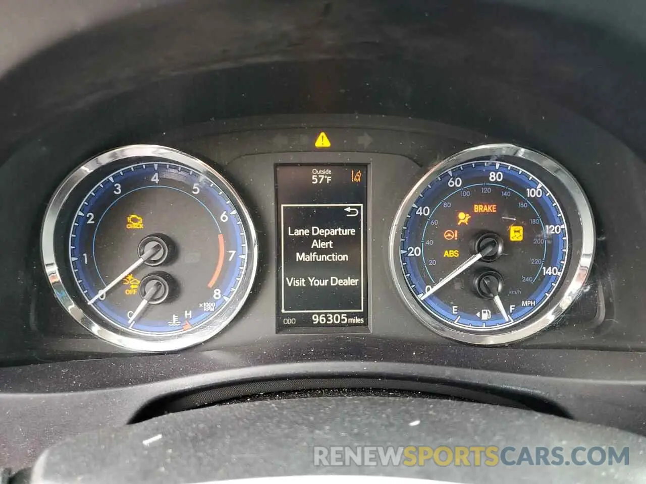 9 fotografías del automóvil dañado 5YFBURHE6KP856798 TOYOTA COROLLA 2019