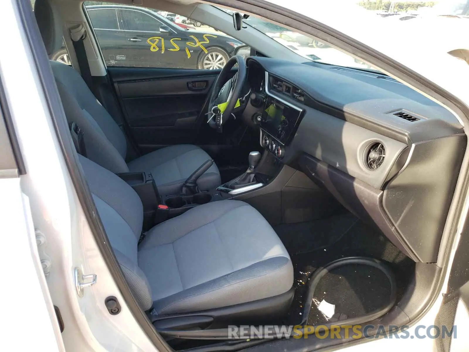 5 fotografías del automóvil dañado 5YFBURHE6KP861144 TOYOTA COROLLA 2019