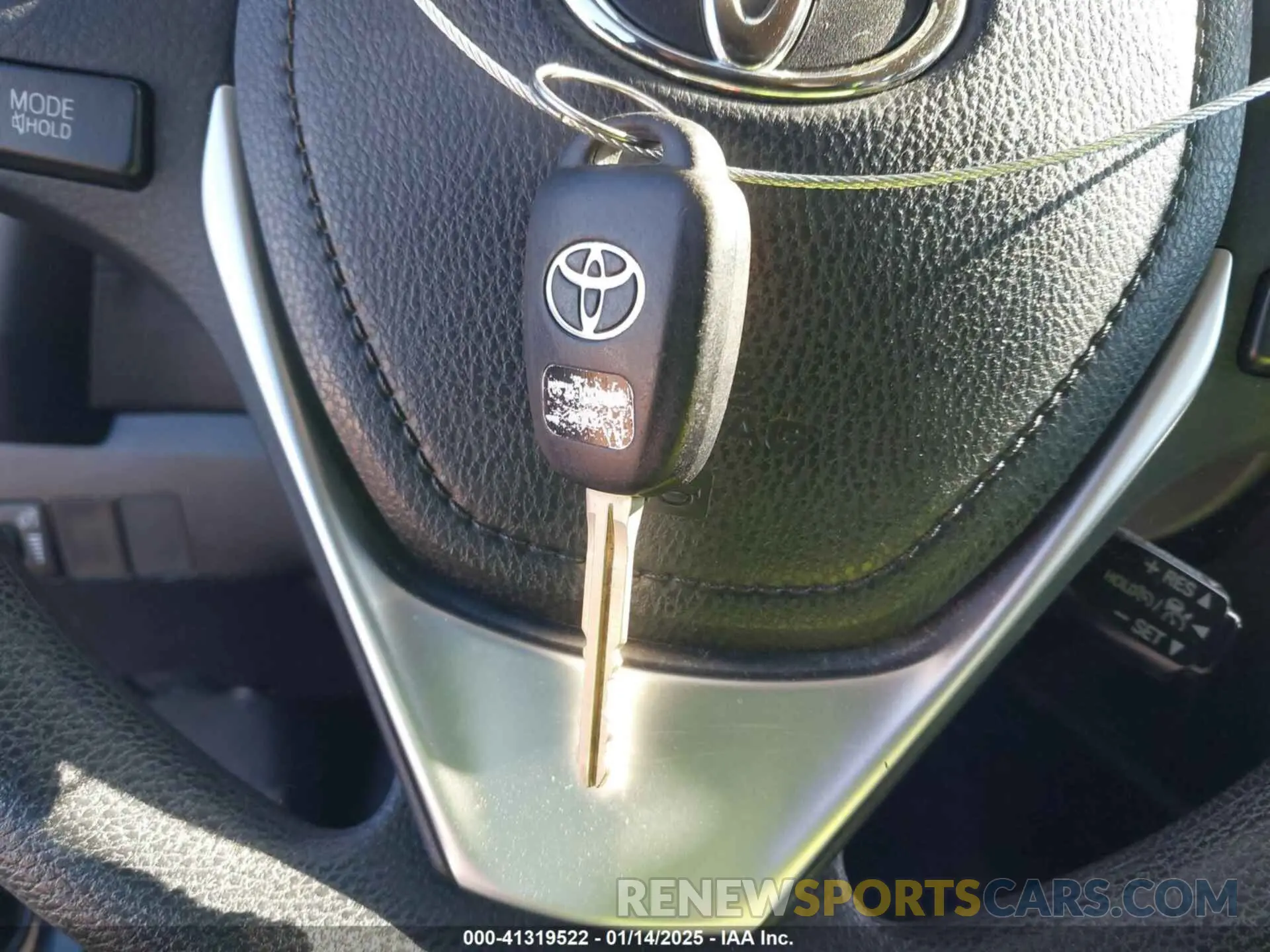 11 fotografías del automóvil dañado 5YFBURHE6KP870037 TOYOTA COROLLA 2019