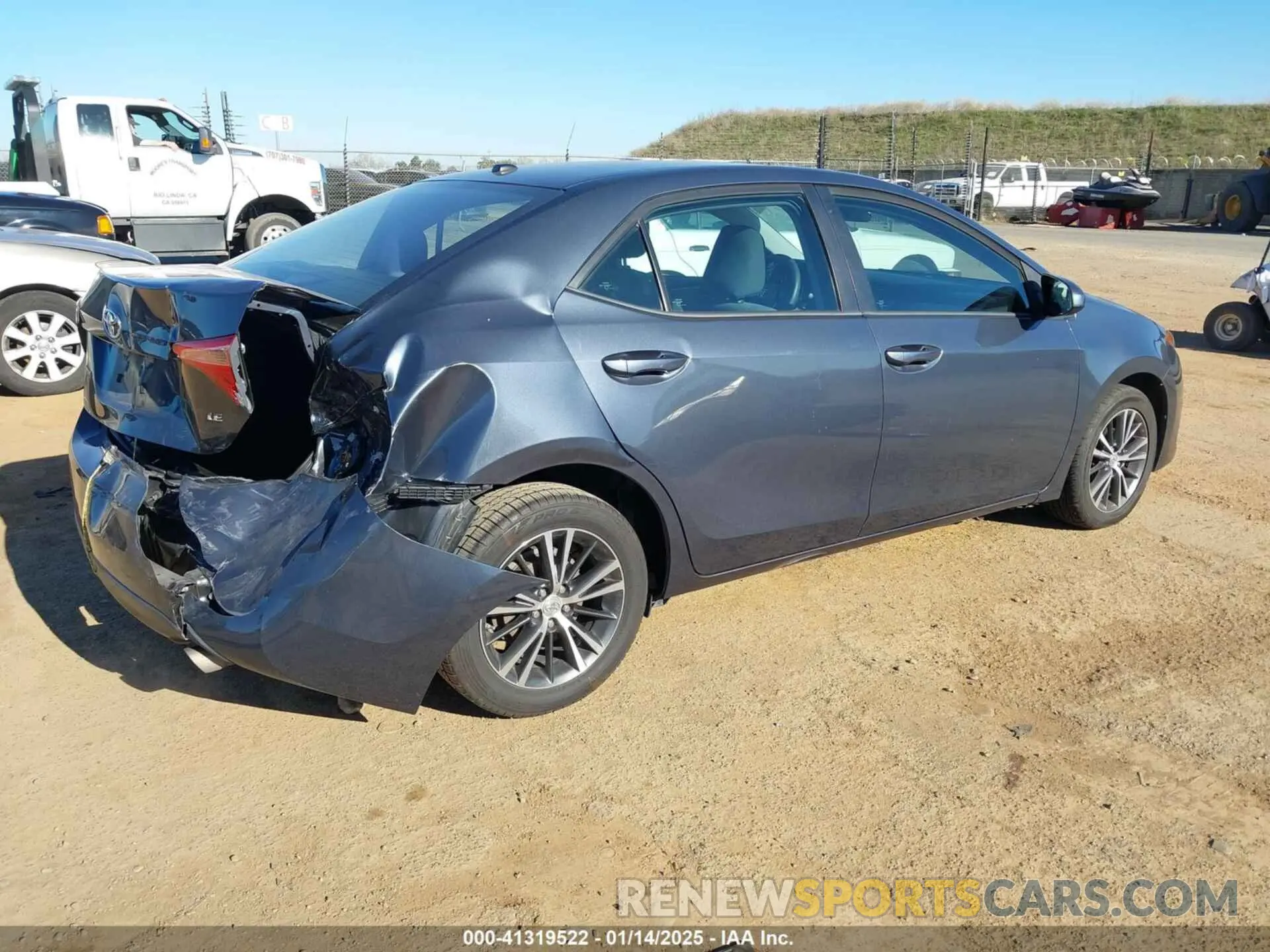 4 fotografías del automóvil dañado 5YFBURHE6KP870037 TOYOTA COROLLA 2019