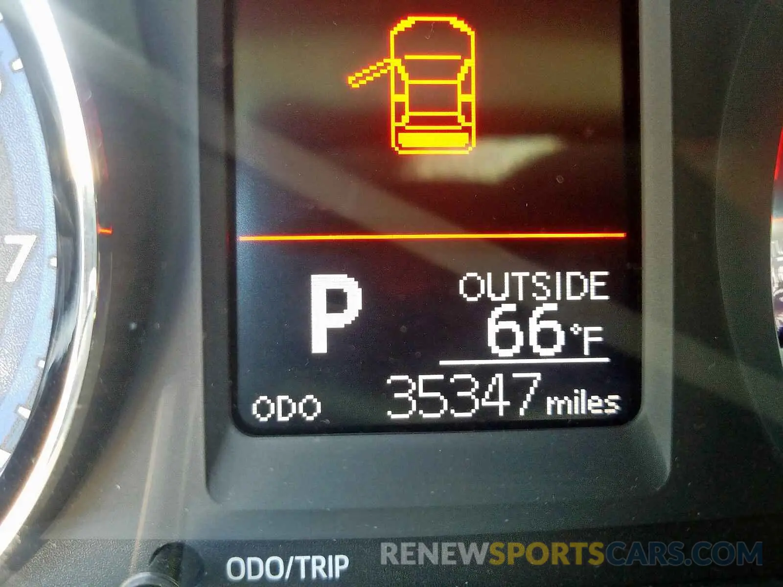 8 fotografías del automóvil dañado 5YFBURHE6KP870040 TOYOTA COROLLA 2019