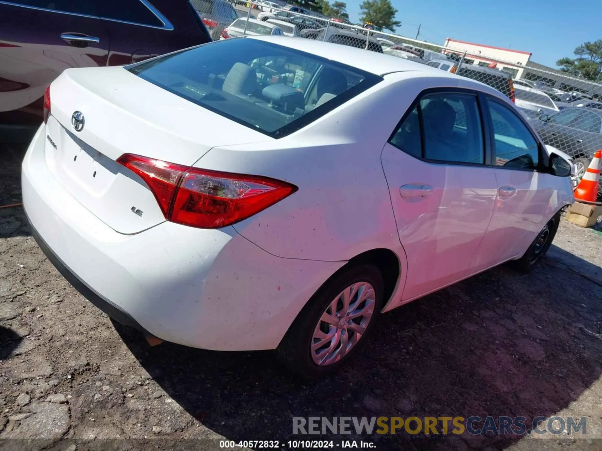 4 fotografías del automóvil dañado 5YFBURHE6KP871690 TOYOTA COROLLA 2019