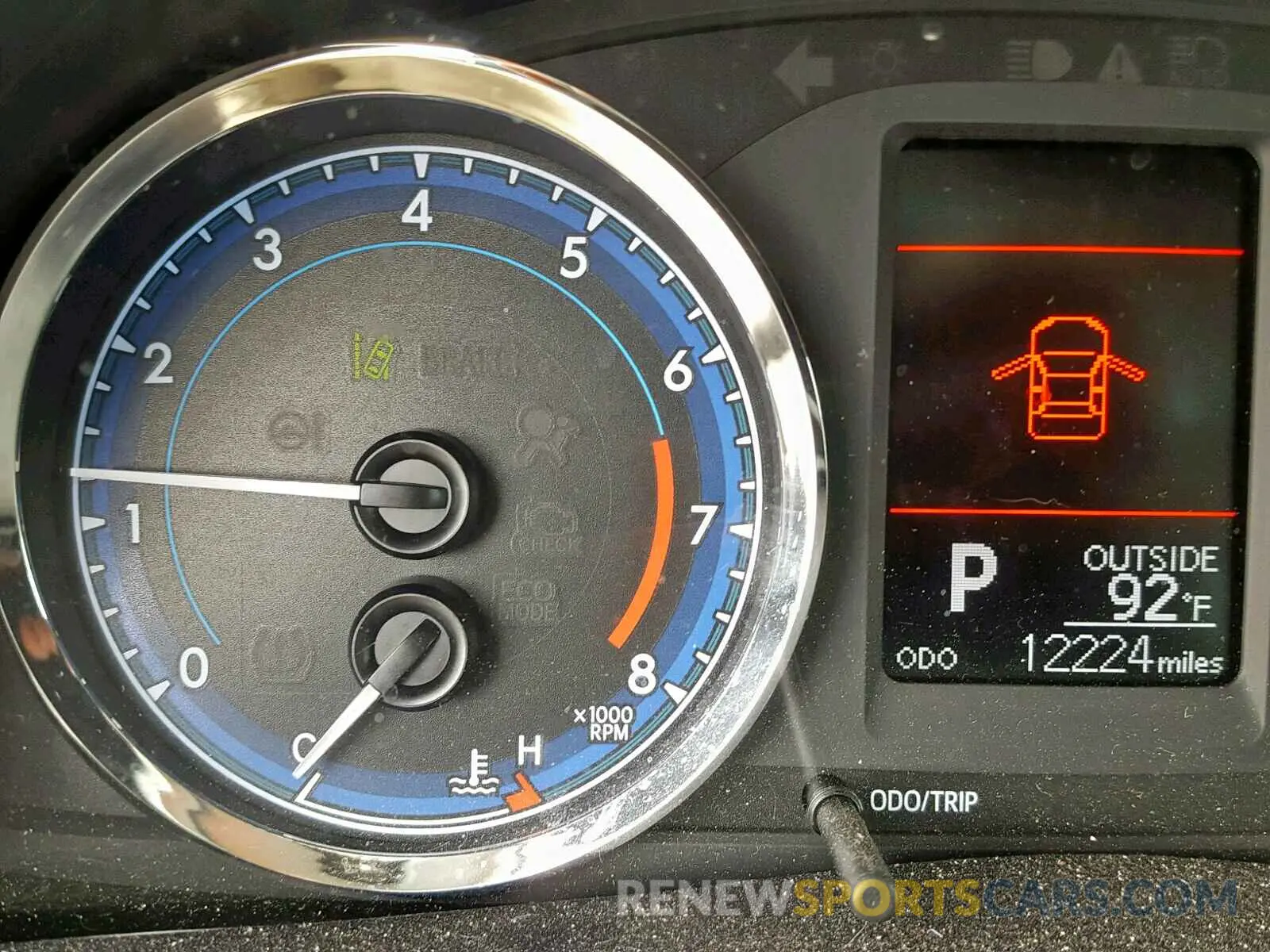 8 fotografías del automóvil dañado 5YFBURHE6KP872208 TOYOTA COROLLA 2019
