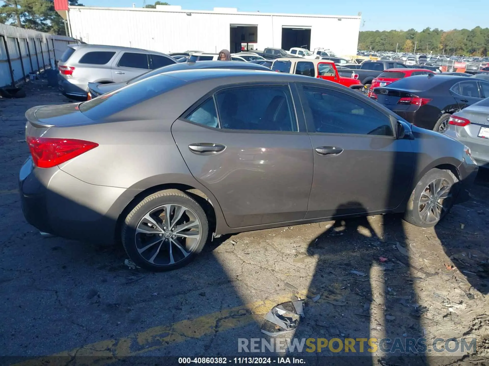 13 fotografías del automóvil dañado 5YFBURHE6KP873133 TOYOTA COROLLA 2019