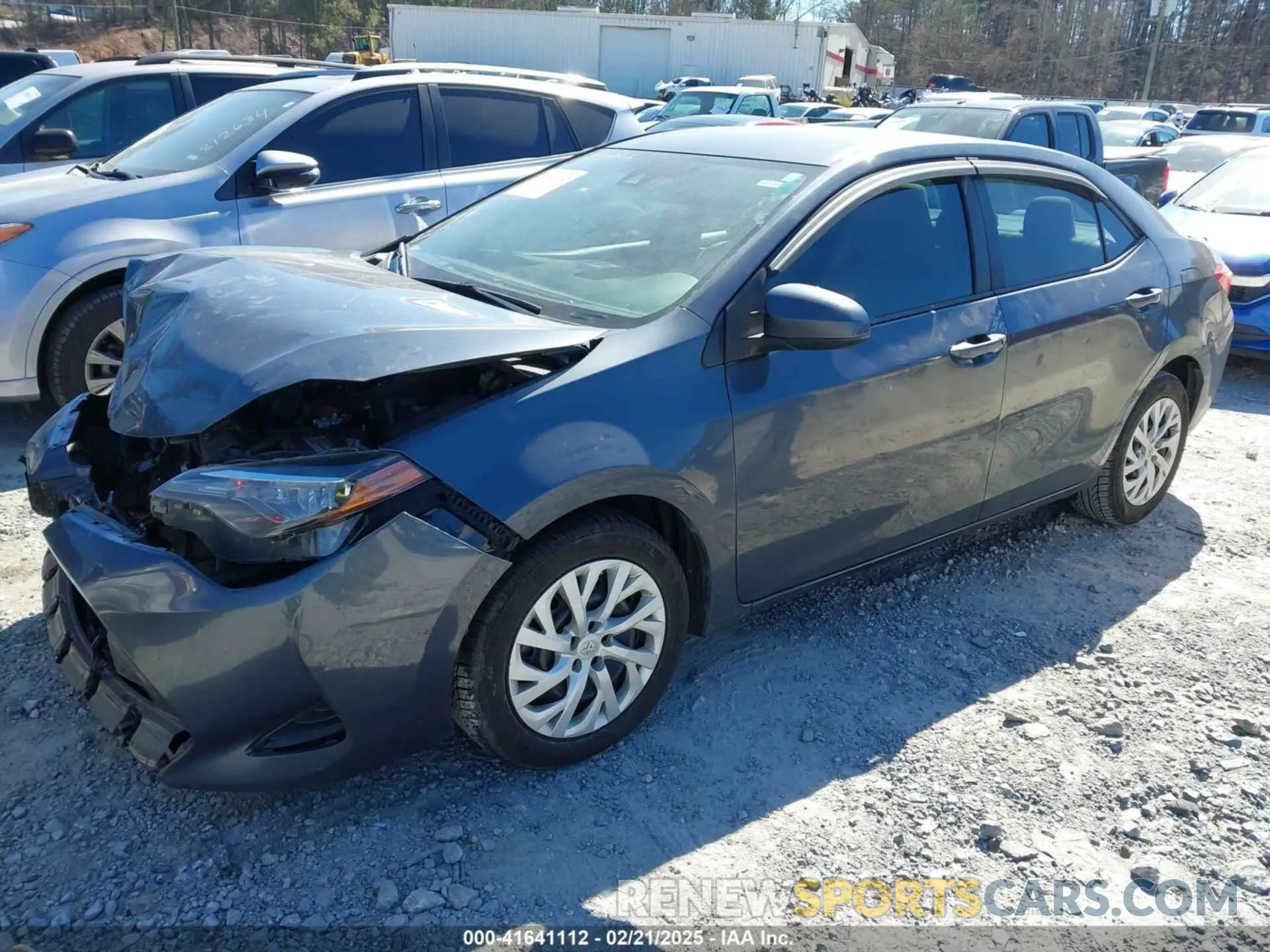 2 fotografías del automóvil dañado 5YFBURHE6KP874797 TOYOTA COROLLA 2019