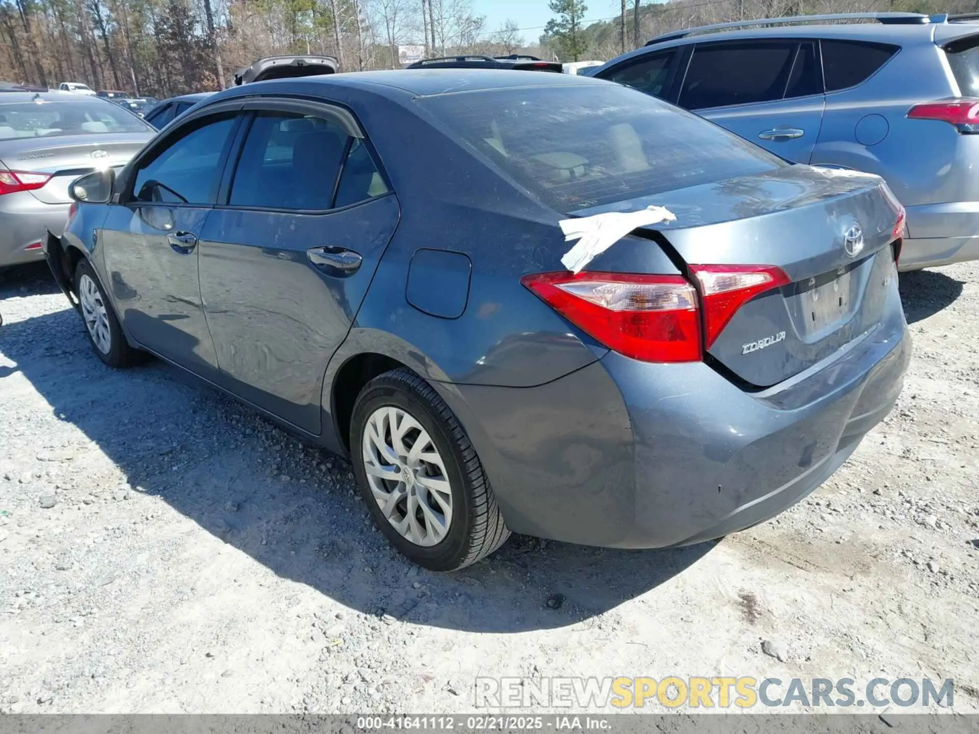 3 fotografías del automóvil dañado 5YFBURHE6KP874797 TOYOTA COROLLA 2019