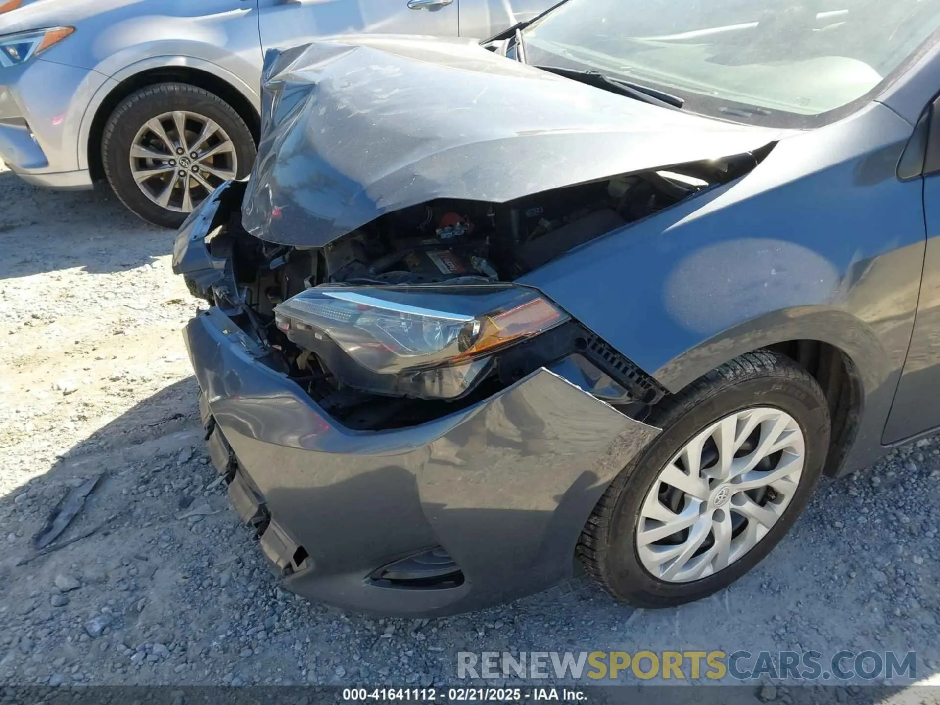 6 fotografías del automóvil dañado 5YFBURHE6KP874797 TOYOTA COROLLA 2019
