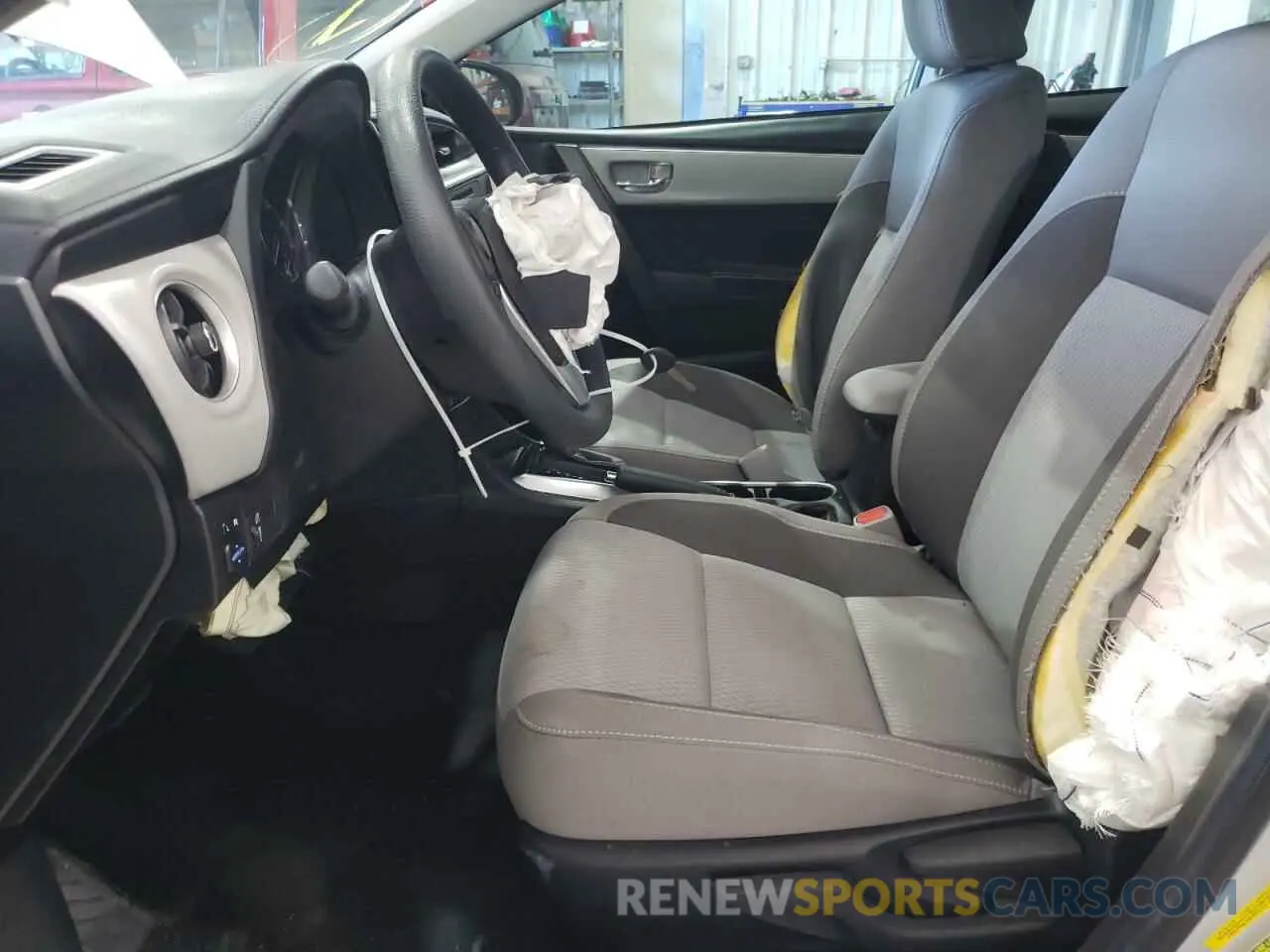 7 fotografías del automóvil dañado 5YFBURHE6KP883189 TOYOTA COROLLA 2019
