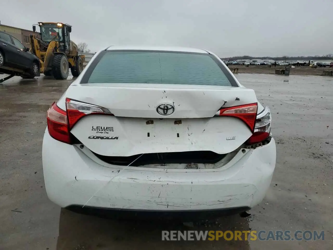 6 fotografías del automóvil dañado 5YFBURHE6KP884410 TOYOTA COROLLA 2019