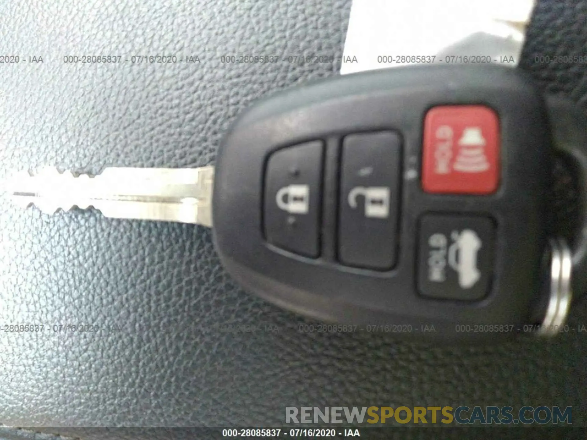 11 fotografías del automóvil dañado 5YFBURHE6KP900864 TOYOTA COROLLA 2019