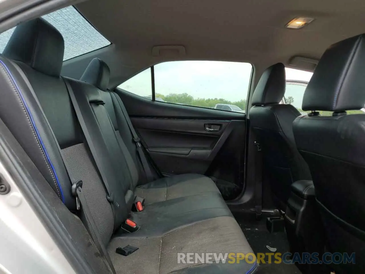 10 fotografías del automóvil dañado 5YFBURHE6KP905577 TOYOTA COROLLA 2019