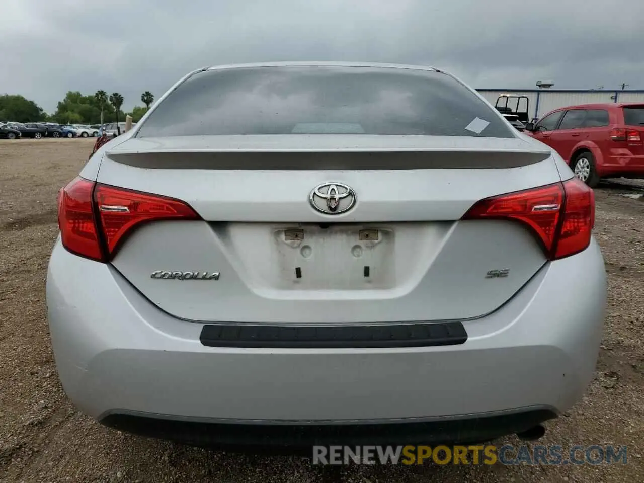 6 fotografías del automóvil dañado 5YFBURHE6KP905577 TOYOTA COROLLA 2019