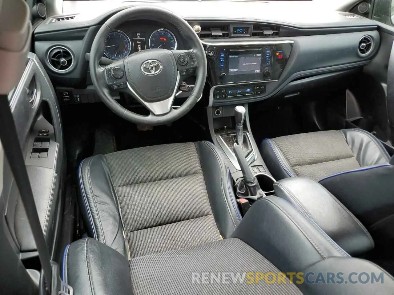 8 fotografías del automóvil dañado 5YFBURHE6KP905577 TOYOTA COROLLA 2019