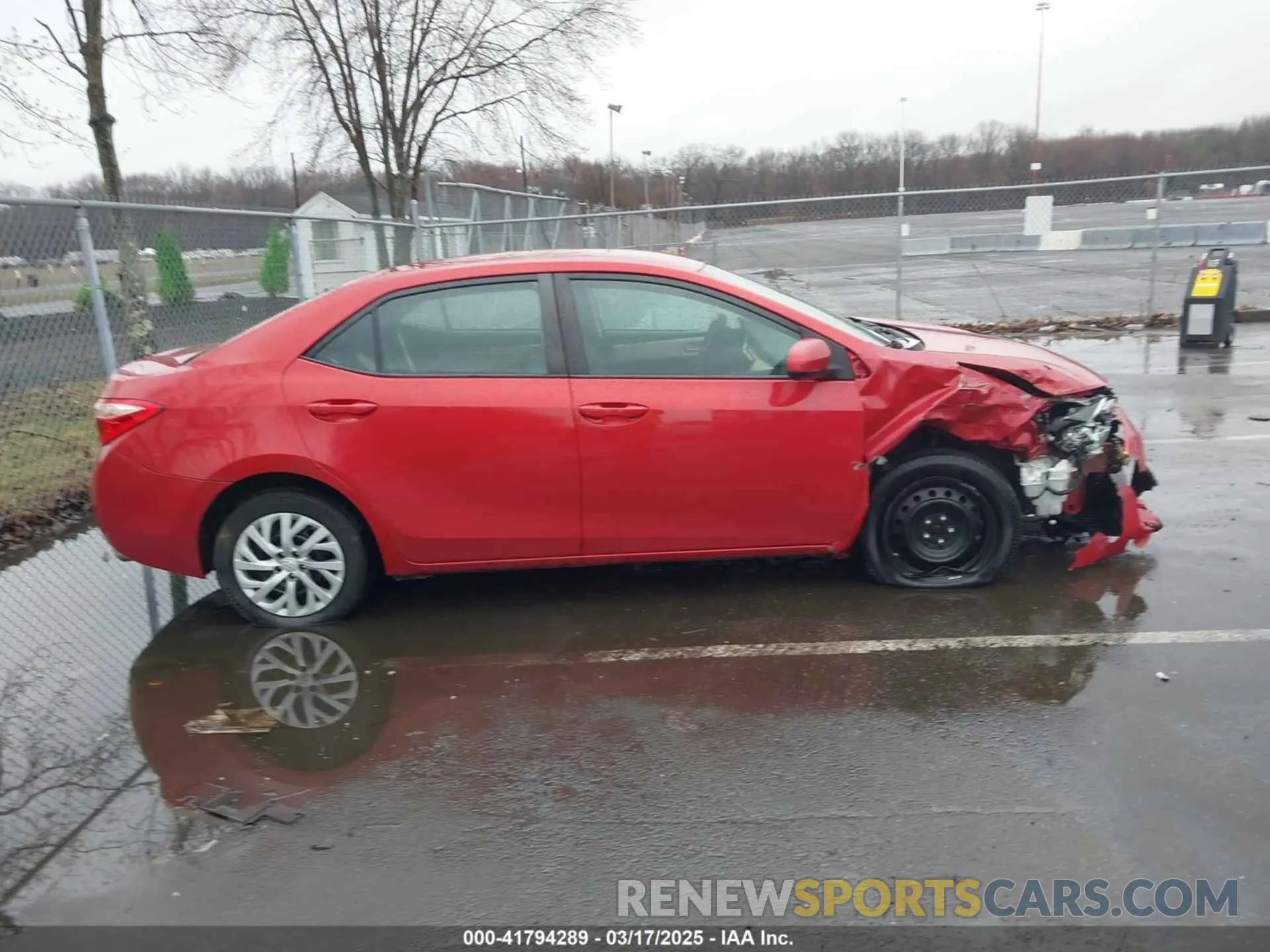 11 fotografías del automóvil dañado 5YFBURHE6KP907992 TOYOTA COROLLA 2019