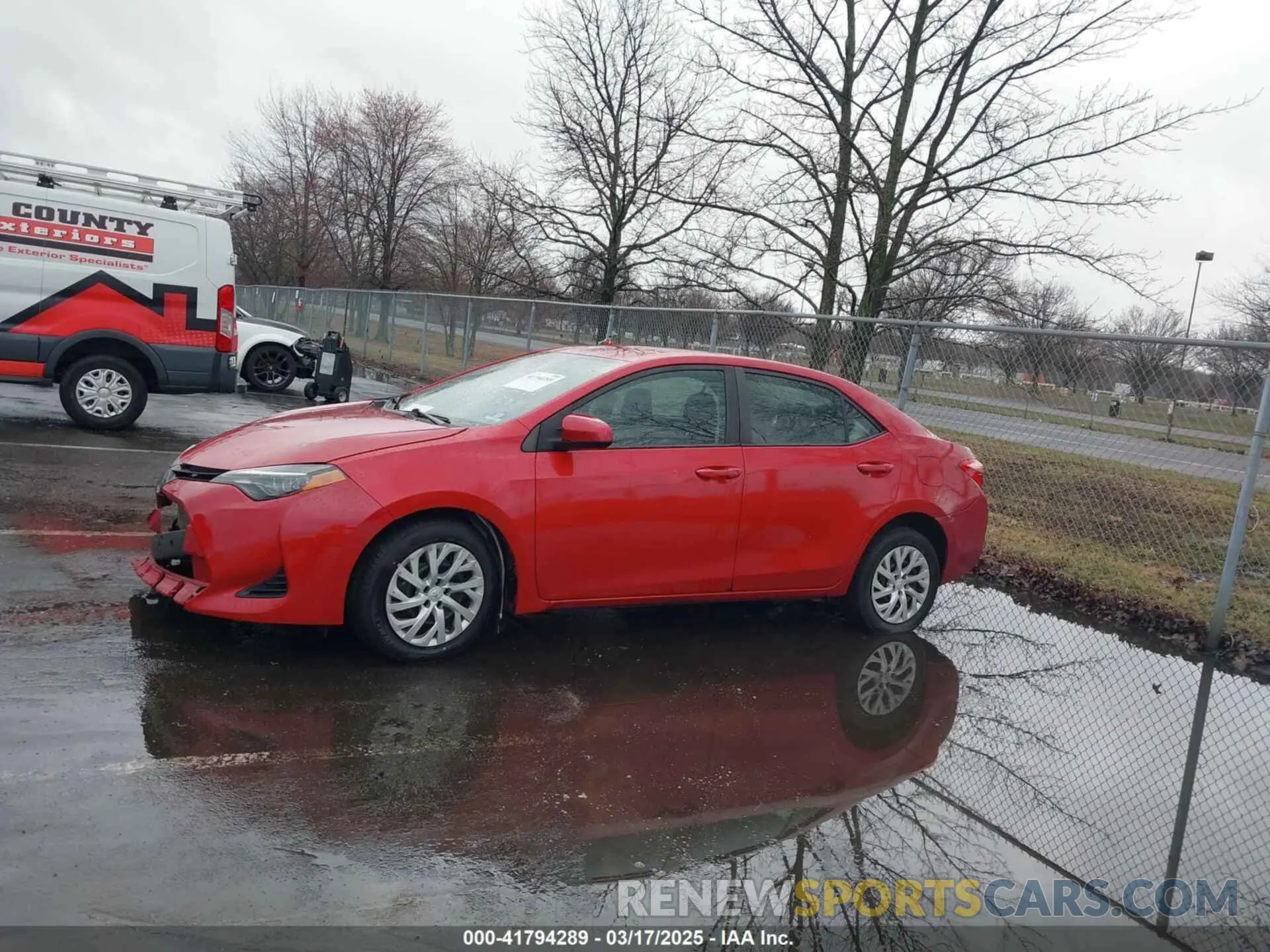 12 fotografías del automóvil dañado 5YFBURHE6KP907992 TOYOTA COROLLA 2019