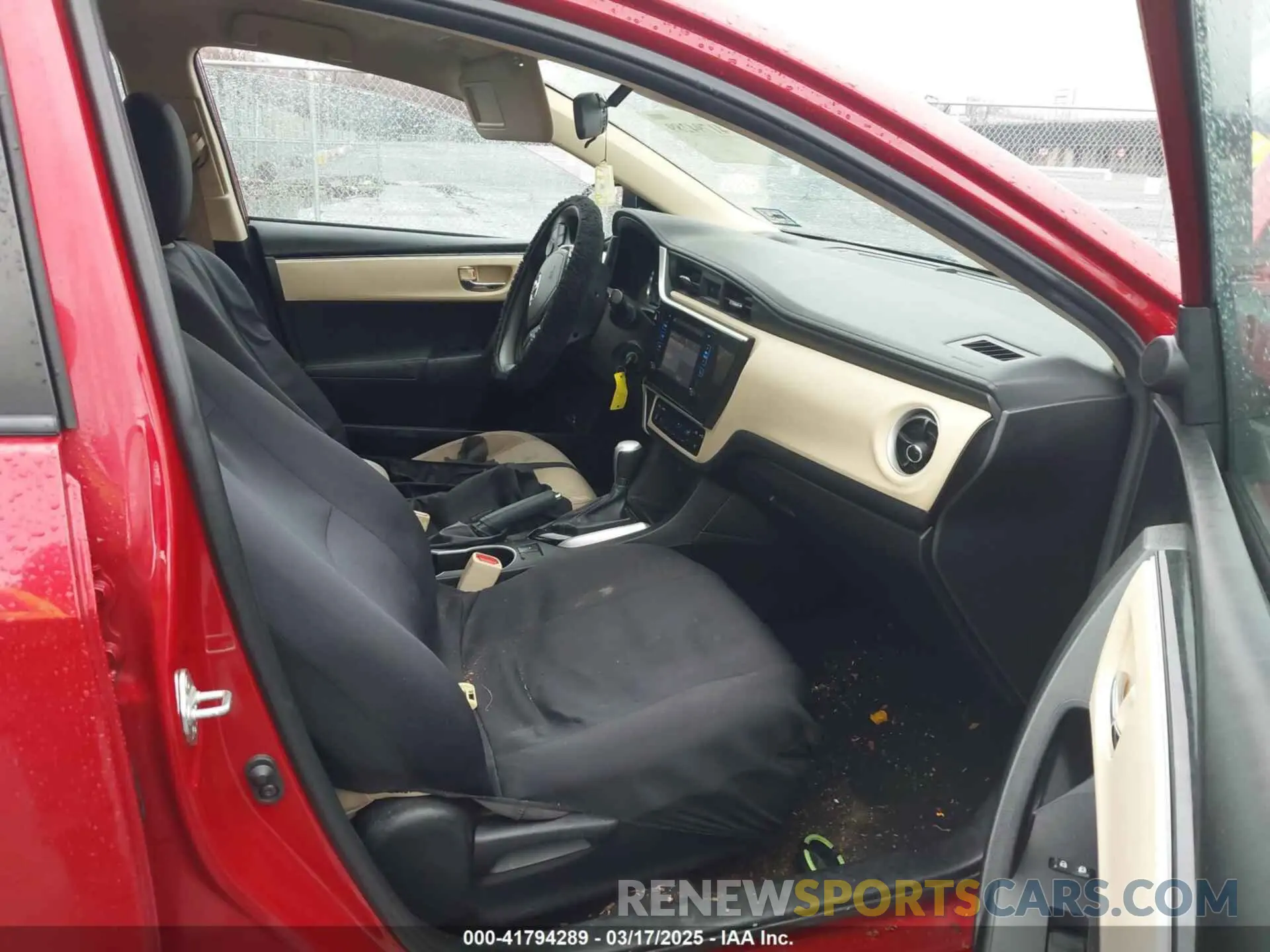 3 fotografías del automóvil dañado 5YFBURHE6KP907992 TOYOTA COROLLA 2019