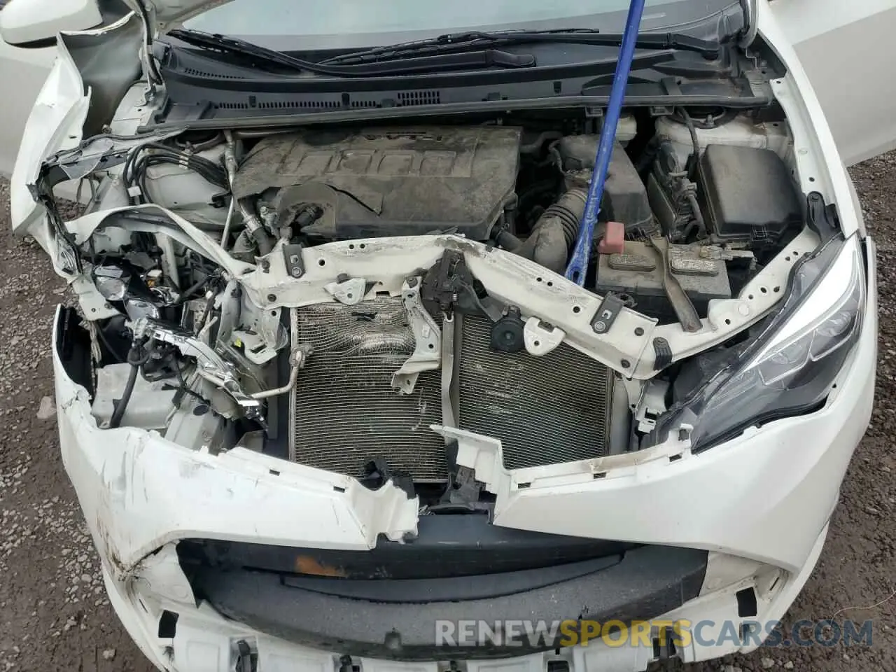 11 fotografías del automóvil dañado 5YFBURHE6KP917373 TOYOTA COROLLA 2019