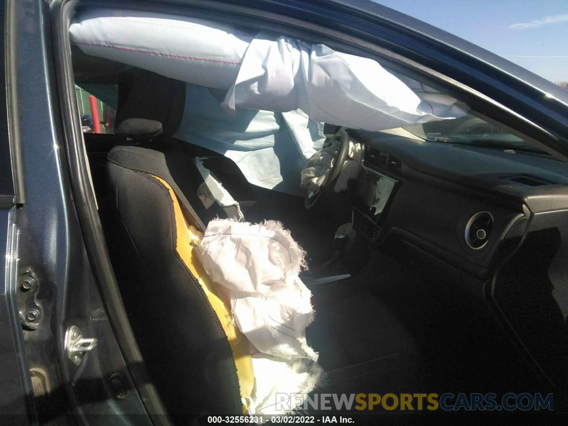 5 fotografías del automóvil dañado 5YFBURHE6KP921259 TOYOTA COROLLA 2019