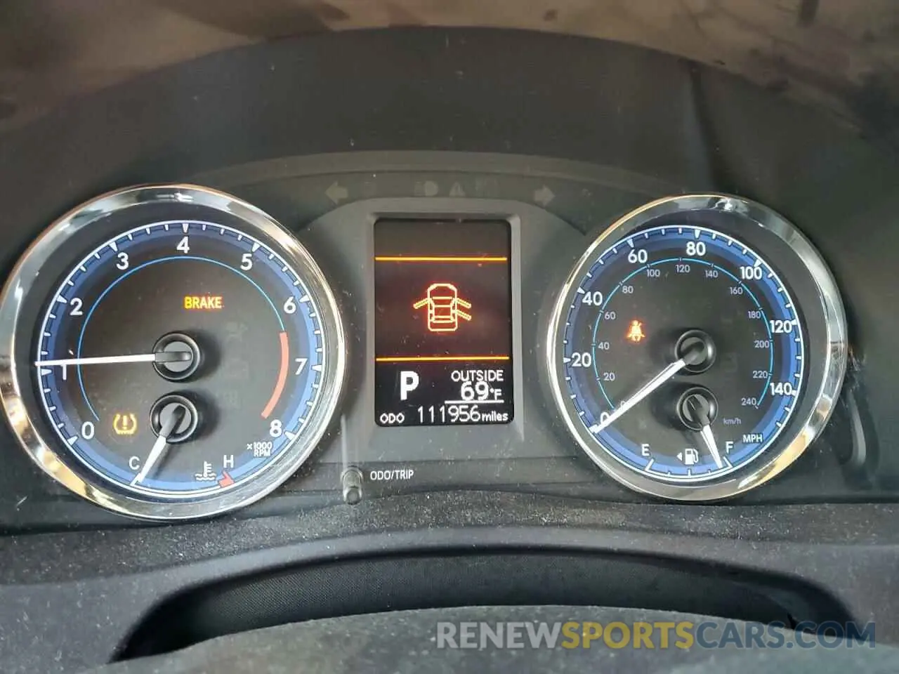 9 fotografías del automóvil dañado 5YFBURHE6KP922119 TOYOTA COROLLA 2019