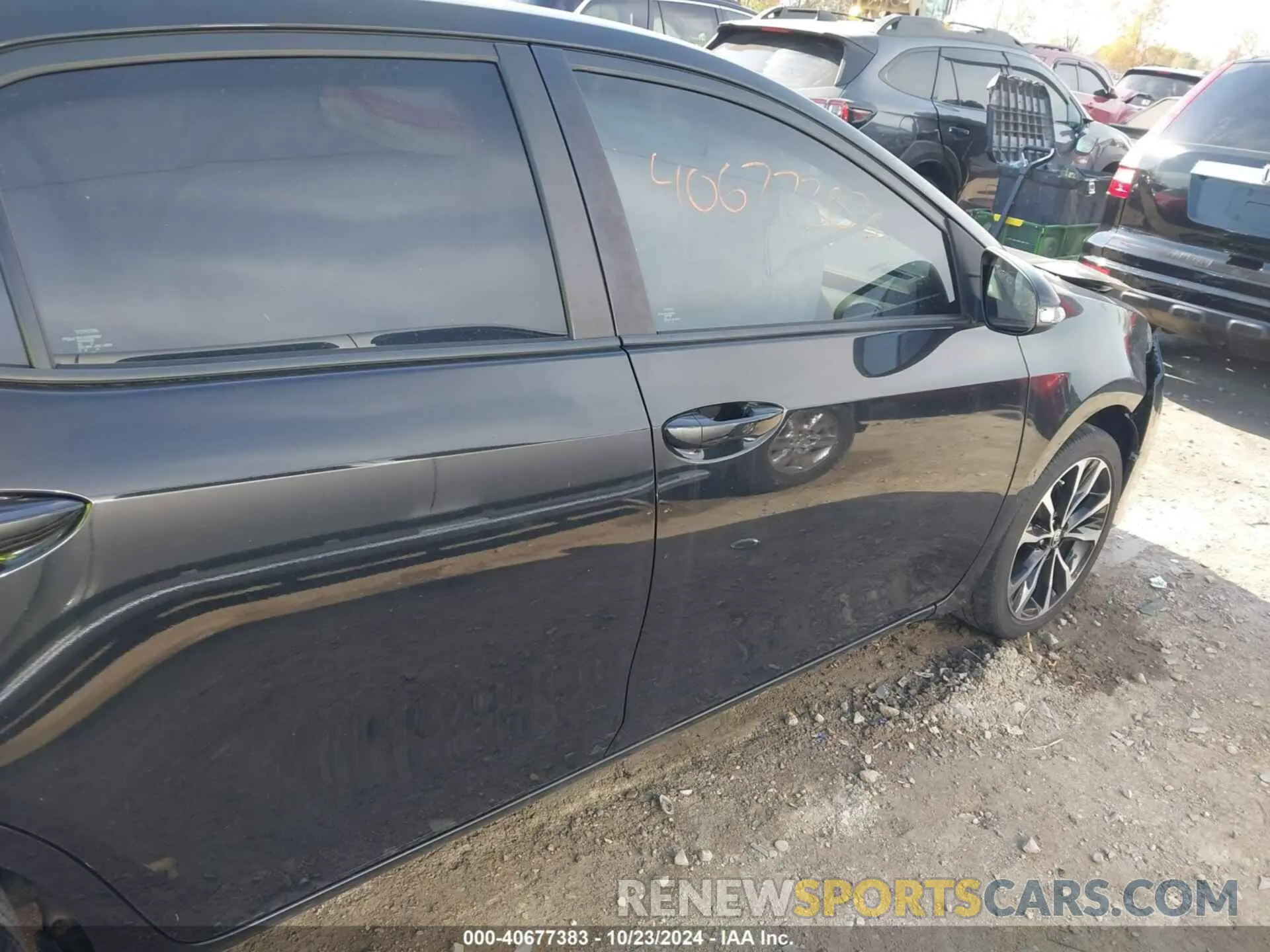 13 fotografías del automóvil dañado 5YFBURHE6KP927465 TOYOTA COROLLA 2019