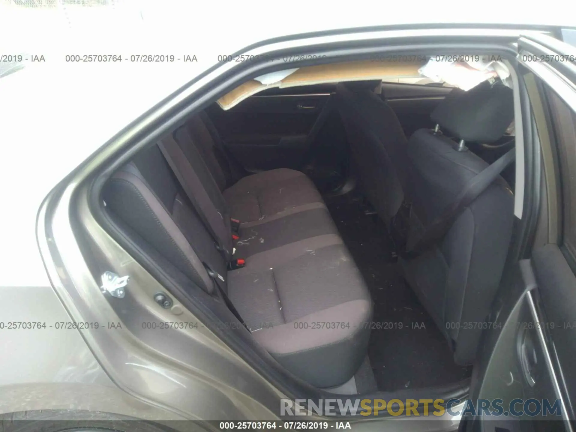 8 fotografías del automóvil dañado 5YFBURHE6KP927918 TOYOTA COROLLA 2019