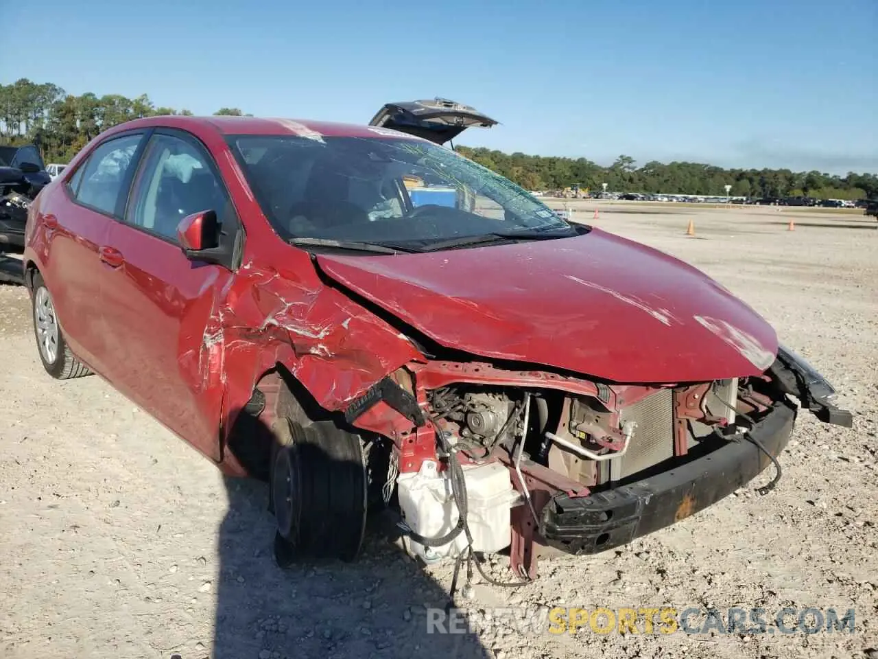 8 fotografías del automóvil dañado 5YFBURHE6KP930639 TOYOTA COROLLA 2019