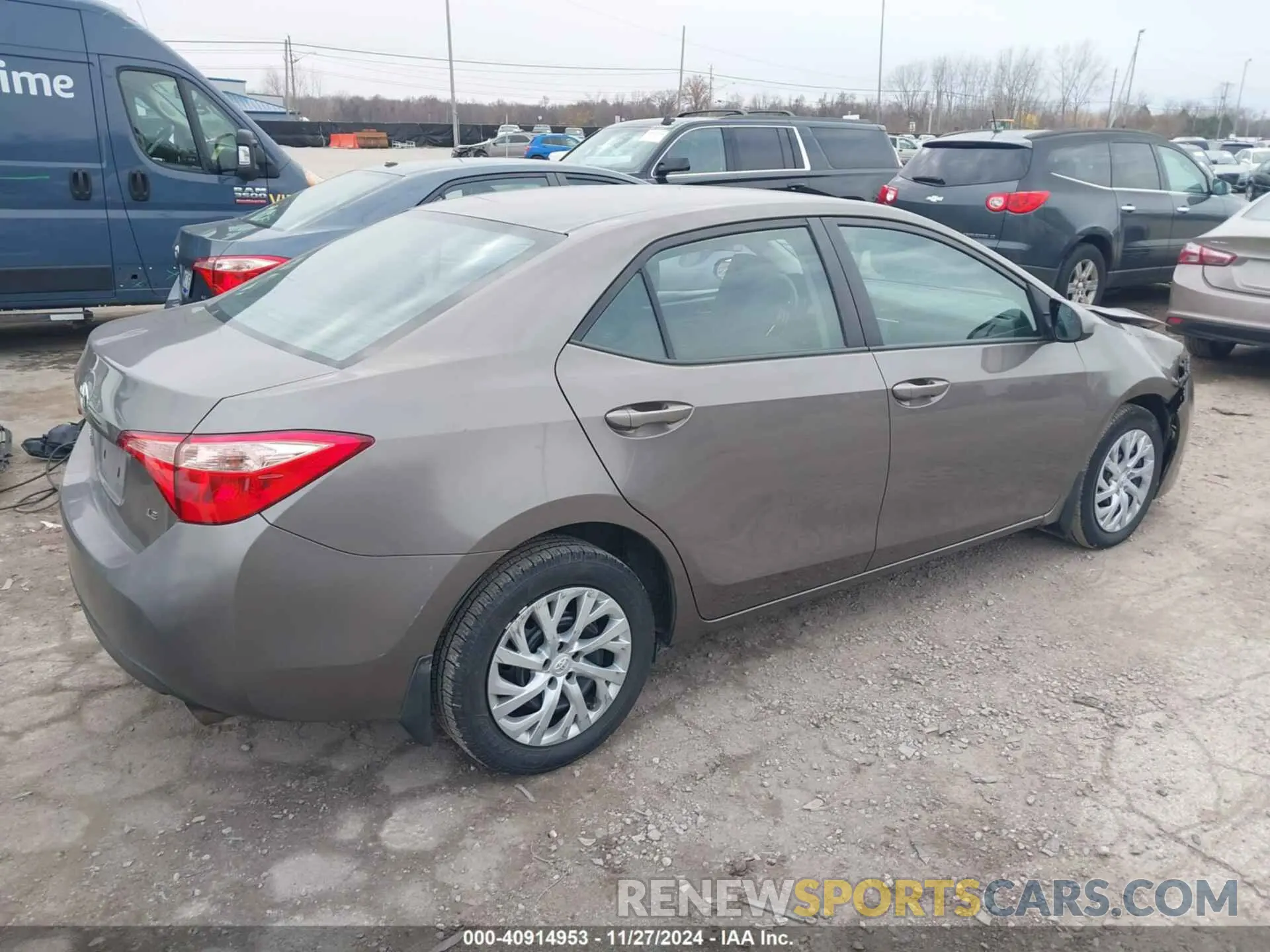 4 fotografías del automóvil dañado 5YFBURHE6KP931239 TOYOTA COROLLA 2019