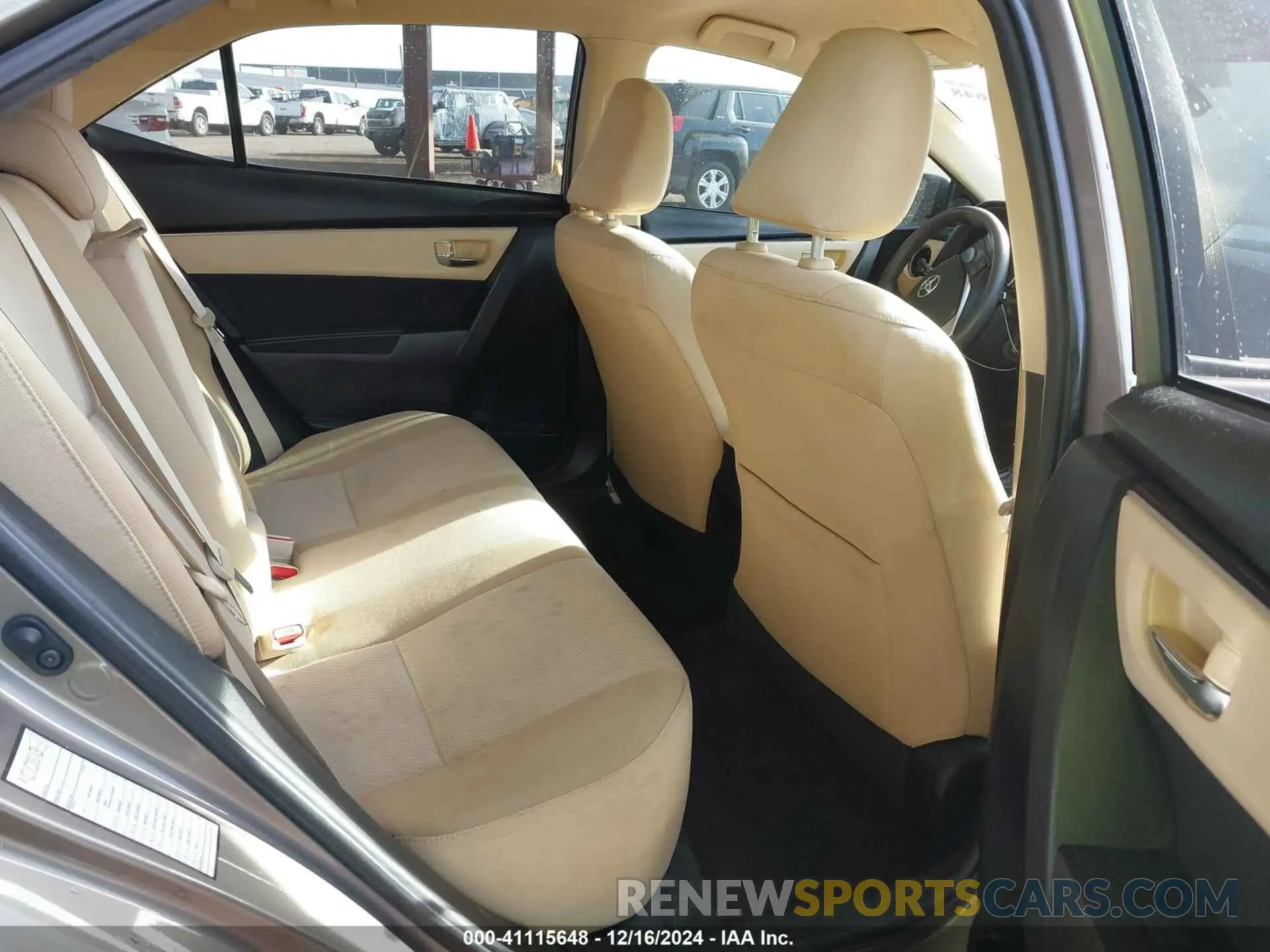 8 fotografías del automóvil dañado 5YFBURHE6KP931905 TOYOTA COROLLA 2019